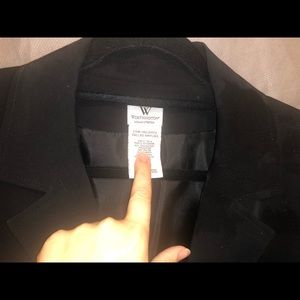 Woman’s Size 20 black blazer